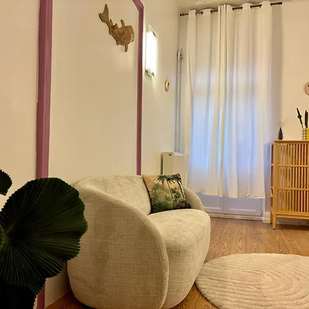 Luxurious Center