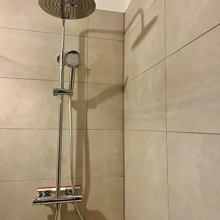Luxurious Center *