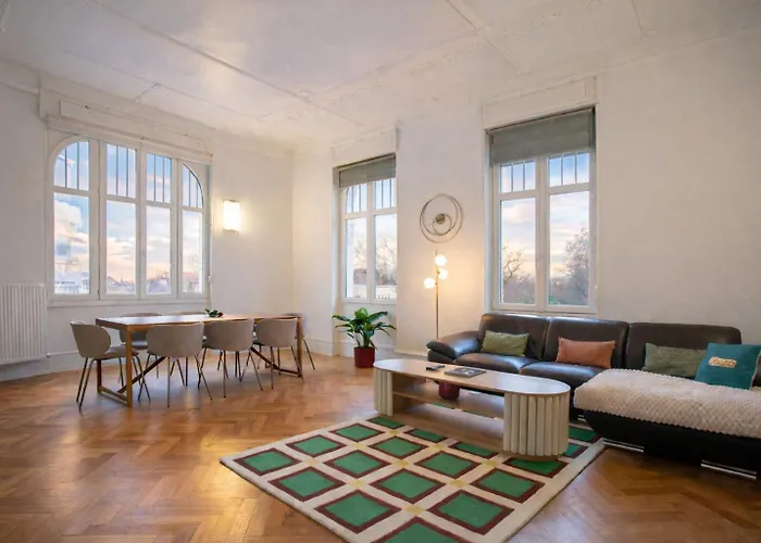 Apartment Luxurious Center *