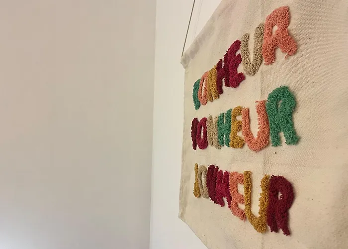 Luxurious Center Apartment