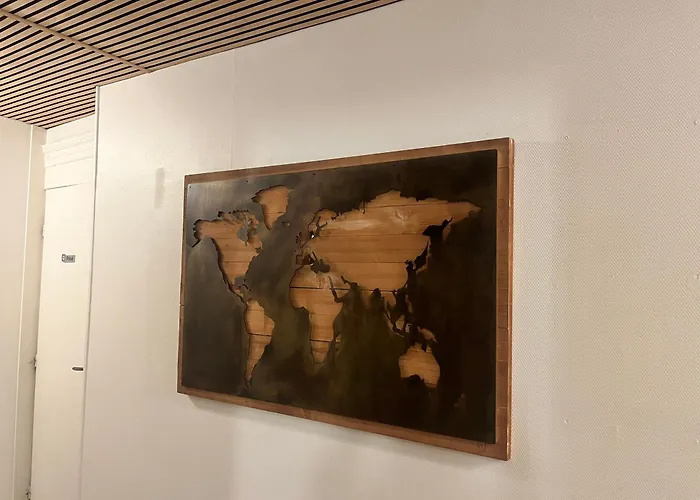 Luxurious Center Apartment