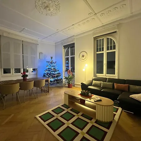 Luxurious Center