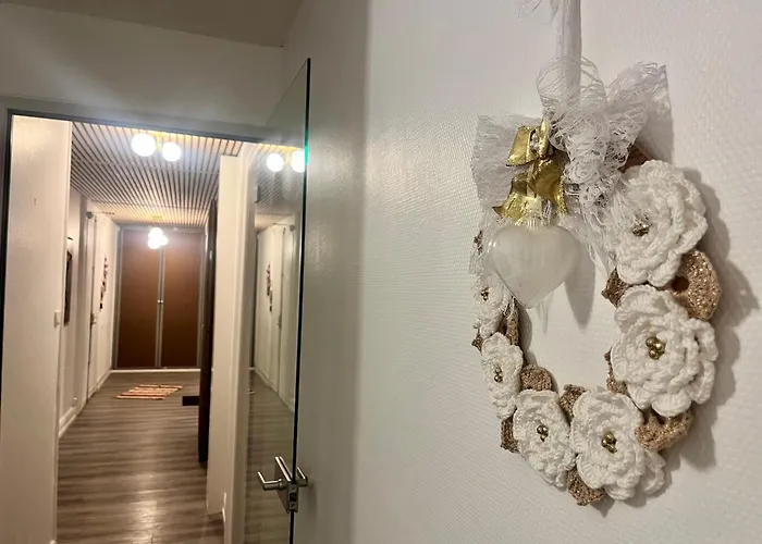 Luxurious Center