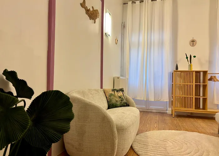 Luxurious Center